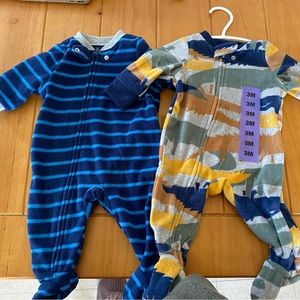 Unused Like new fleece baby sleepers